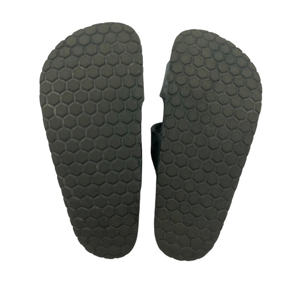 Cat & Jack Green Camouflage Slip-On Waterproof Sandals Size 13 Toddler - Picture 9 of 9